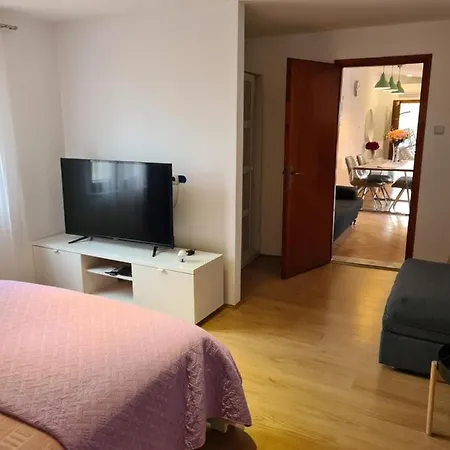 Volmefamily Apartment
